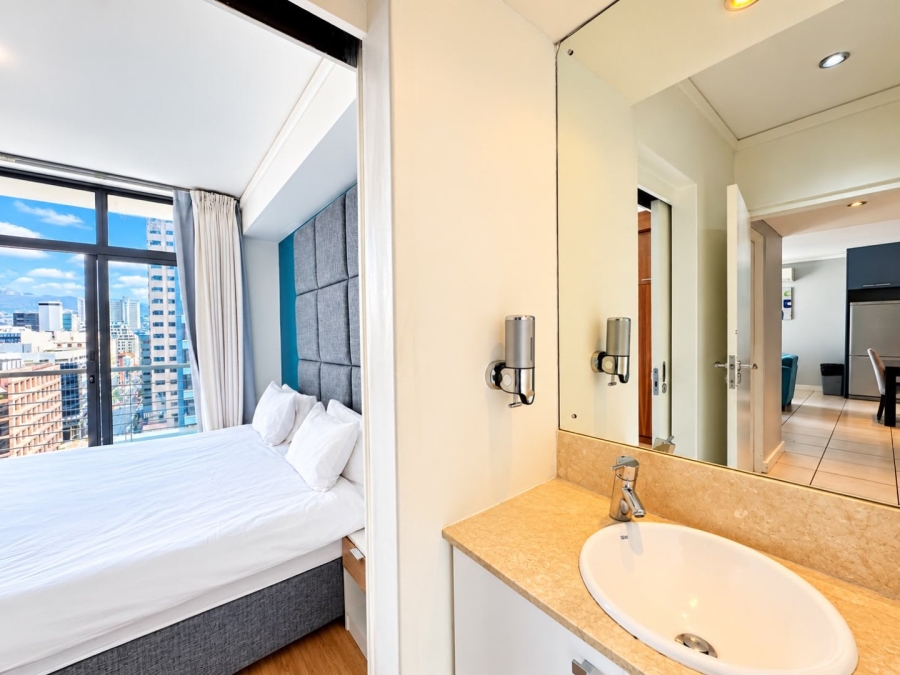 1 Bedroom Property for Sale in Cape Town City Centre Western Cape